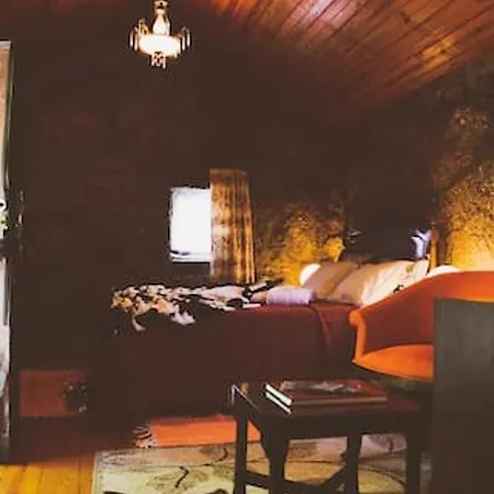 3 Bedrooms With Private Pool And Wifi At Parada Paredes