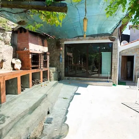 3 Bedrooms With Private Pool And Wifi At Parada
